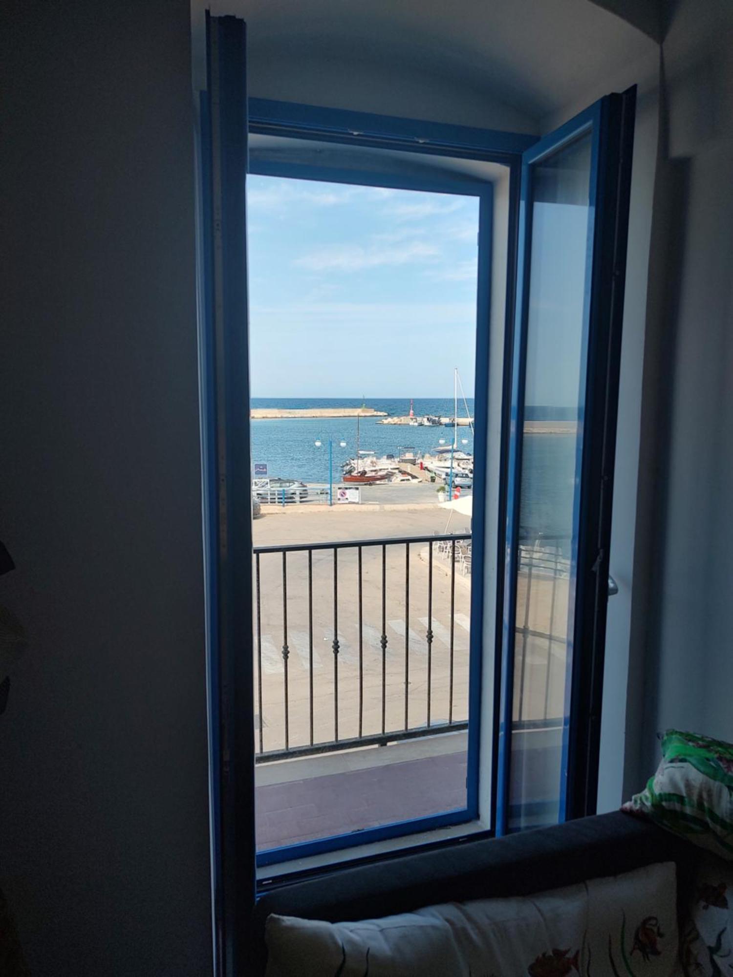 Fronte Del Mare - Seafront Terrace Villa Виланова ди Остуни Екстериор снимка